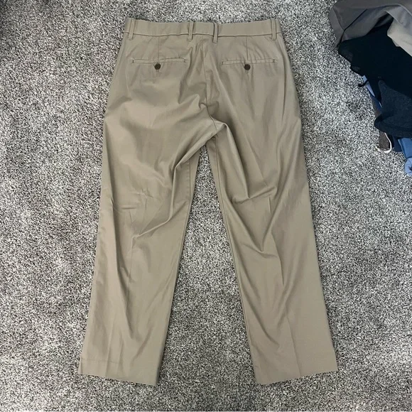 Gap Tailored Khakis - Picture 2 of 6